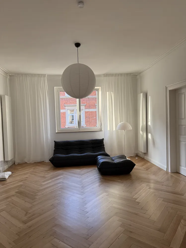 5 room apartment with 140 m² in Stuttgart – Photo 1