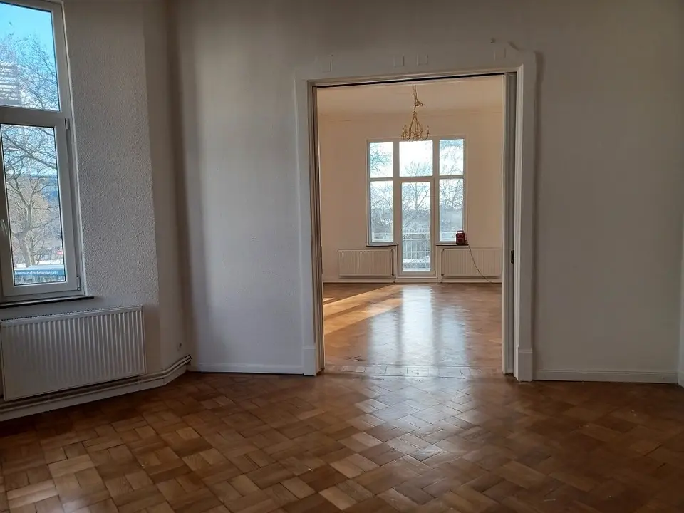 4 Zimmer Wohnung mit 135 m² in Bremen – Bild 1