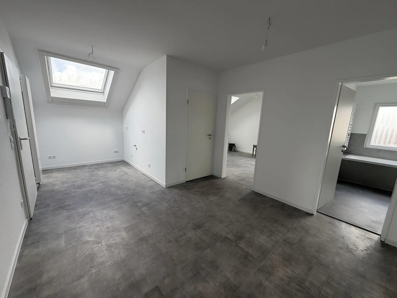 2 Zimmer Wohnung mit 102 m² in Sankt Augustin – Bild 10