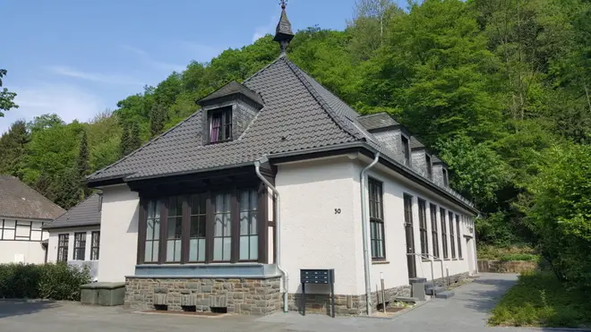 2 Zimmer Wohnung mit 86 m² in Solingen – Bild 2