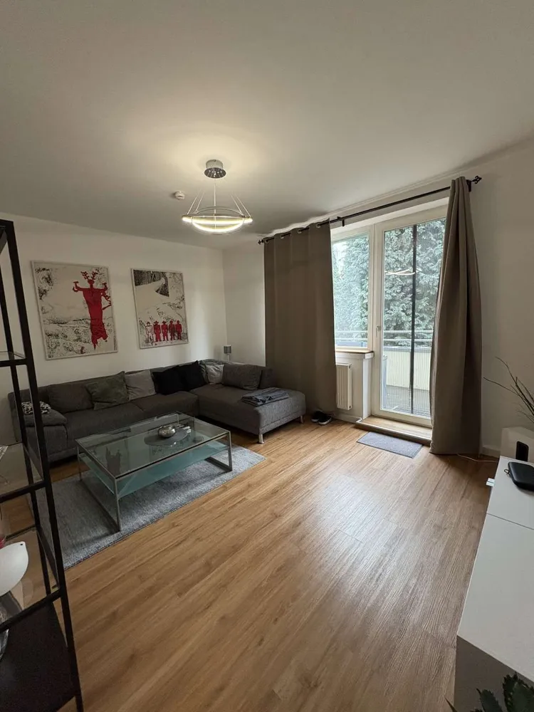3 Zimmer Wohnung mit 77 m² in Krefeld – Bild 2