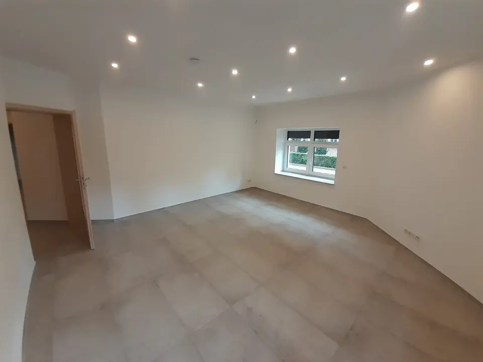 3 room apartment with 101 m² in Aschersleben – Photo 2
