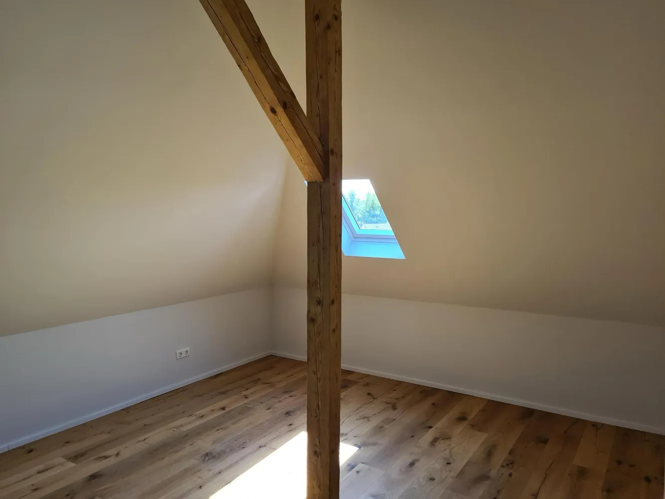 4 Zimmer Wohnung mit 110 m² in Wiesbaden – Bild 7