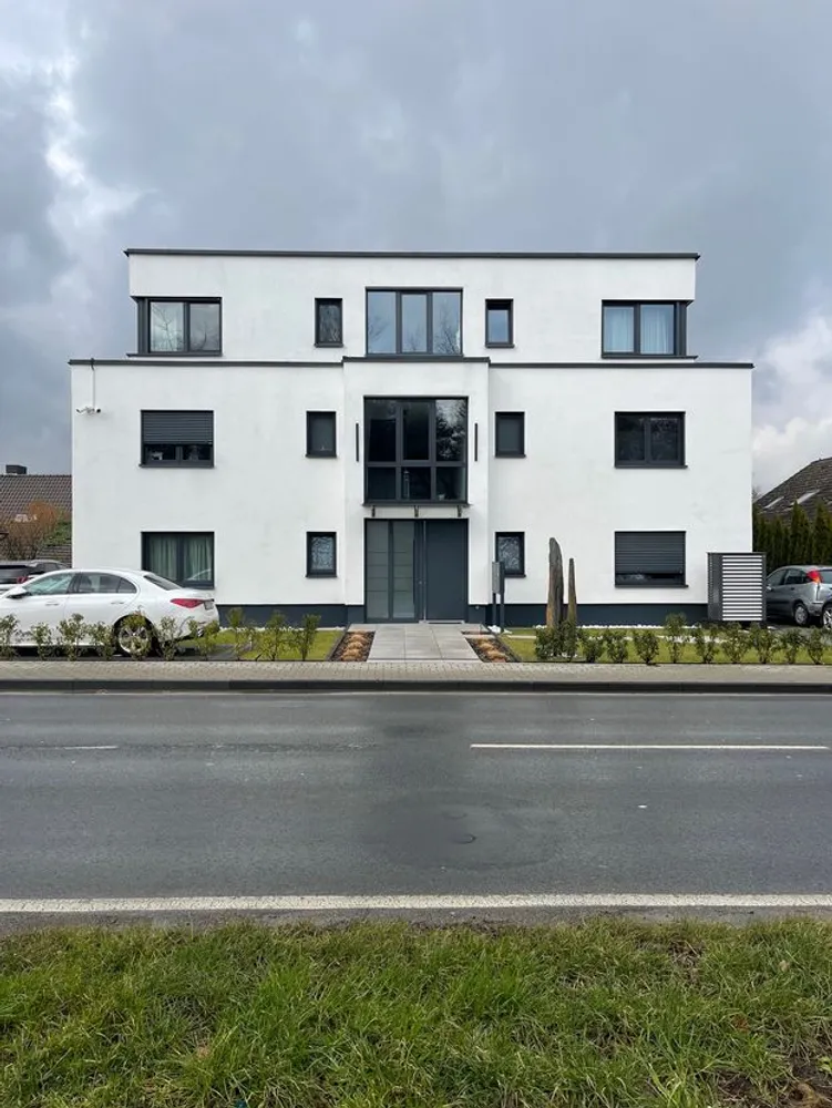 2 Zimmer Wohnung mit 99 m² in Sankt Augustin – Bild 3