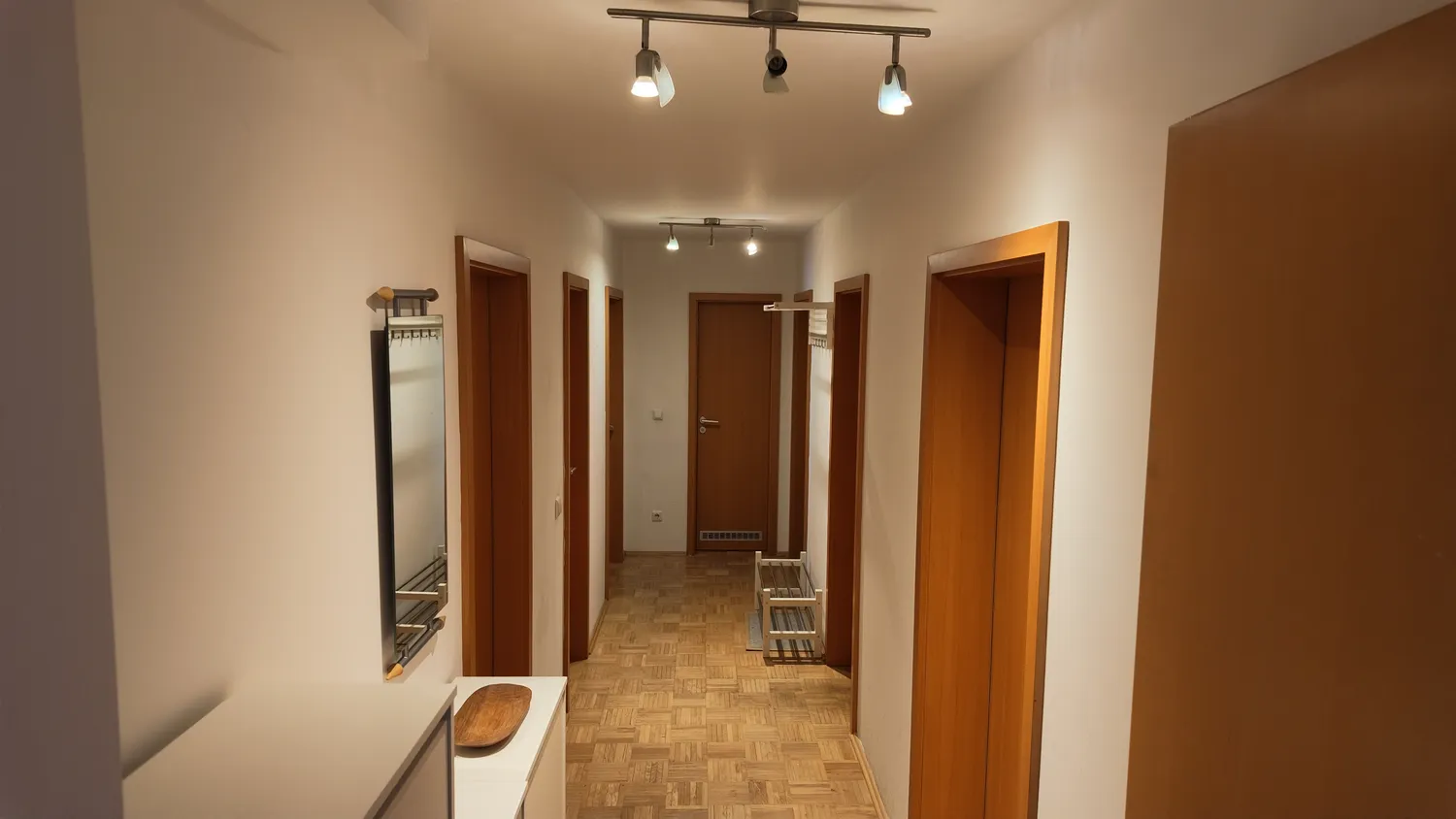 3 Zimmer Wohnung mit 77 m² in München – Bild 2