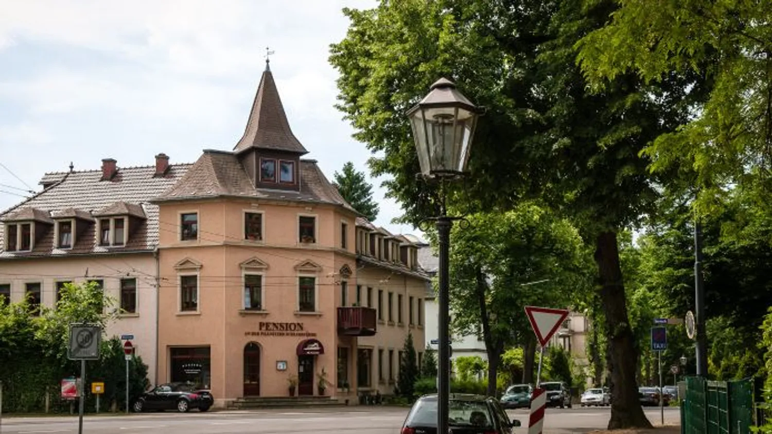 3 Zimmer Wohnung mit 104 m² in Dresden – Bild 1