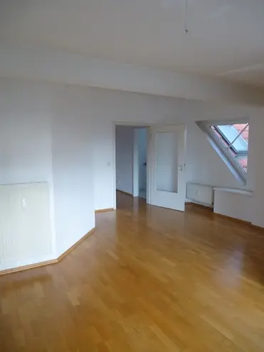 3 Zimmer Wohnung mit 73 m² in Hamburg – Bild 2
