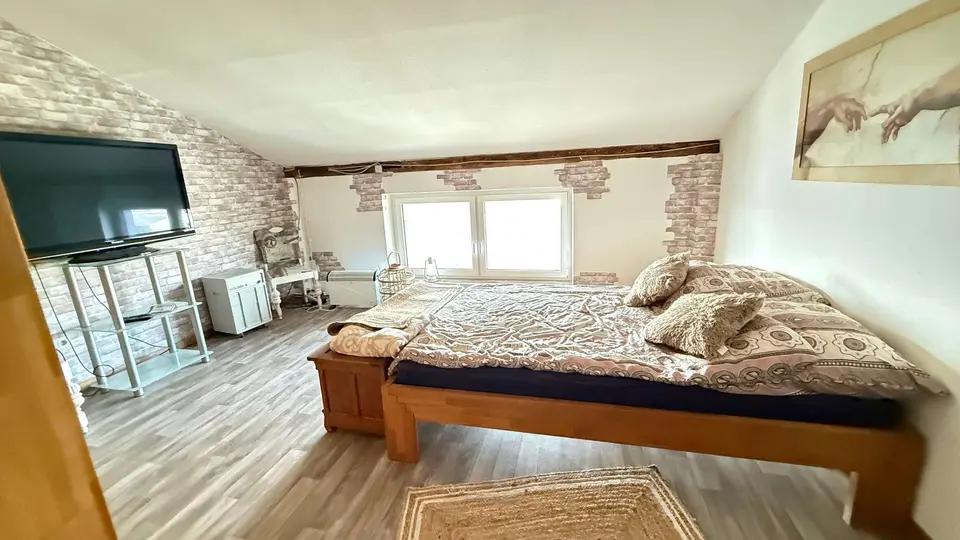 6 Zimmer Wohnung mit 300 m² in Rheinberg – Bild 9