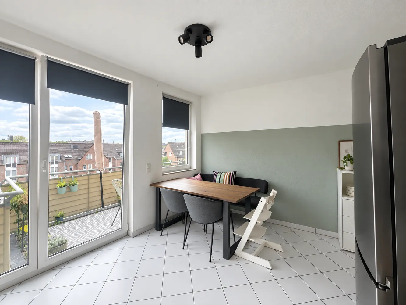 3 Zimmer Wohnung mit 125 m² in Köln – Bild 1