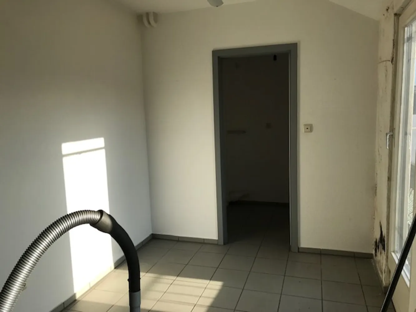 1 Zimmer Wohnung mit 50 m² in Aachen – Bild 3