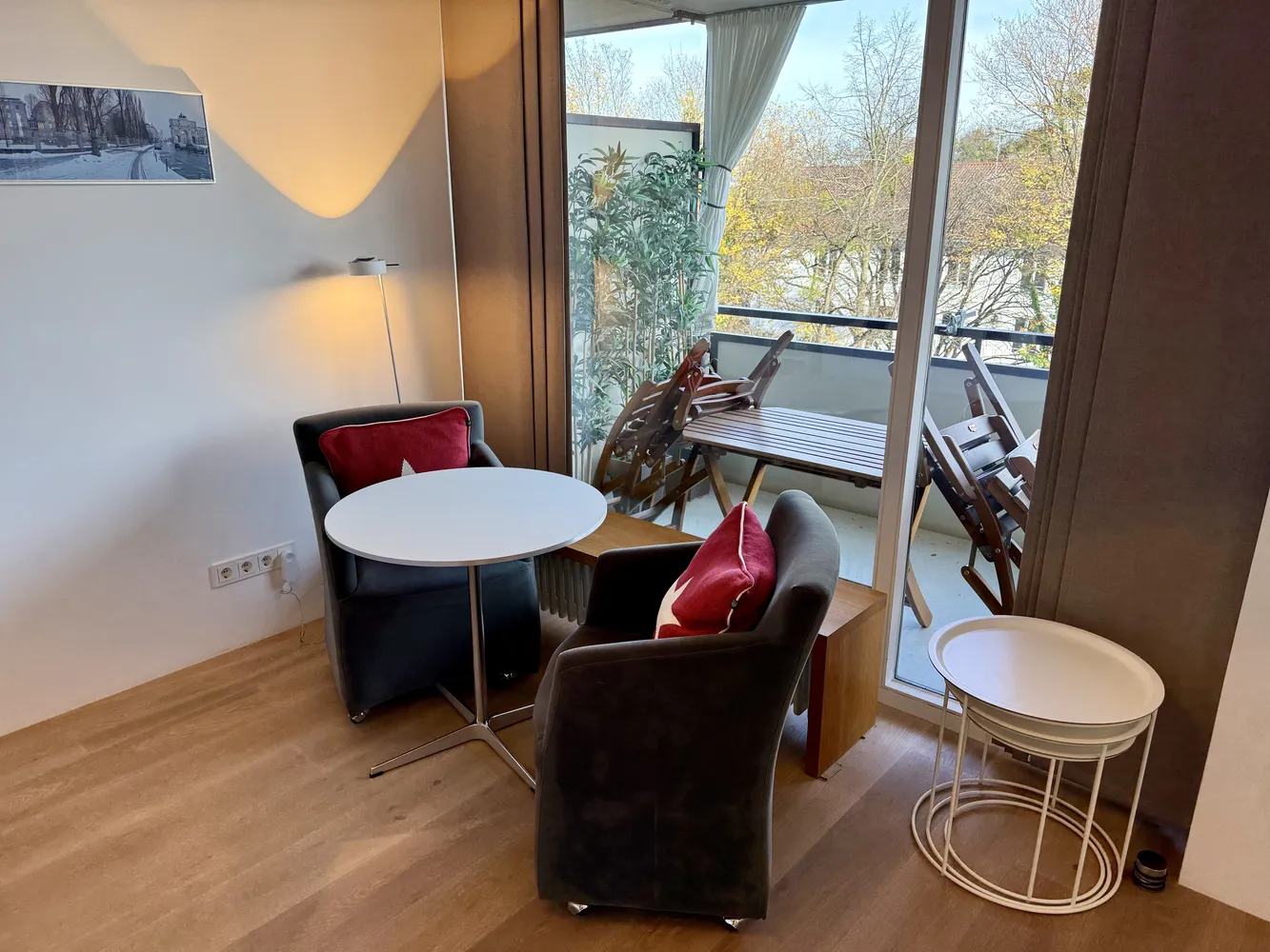 1 room apartment with 30 m² in Munich – Photo 3