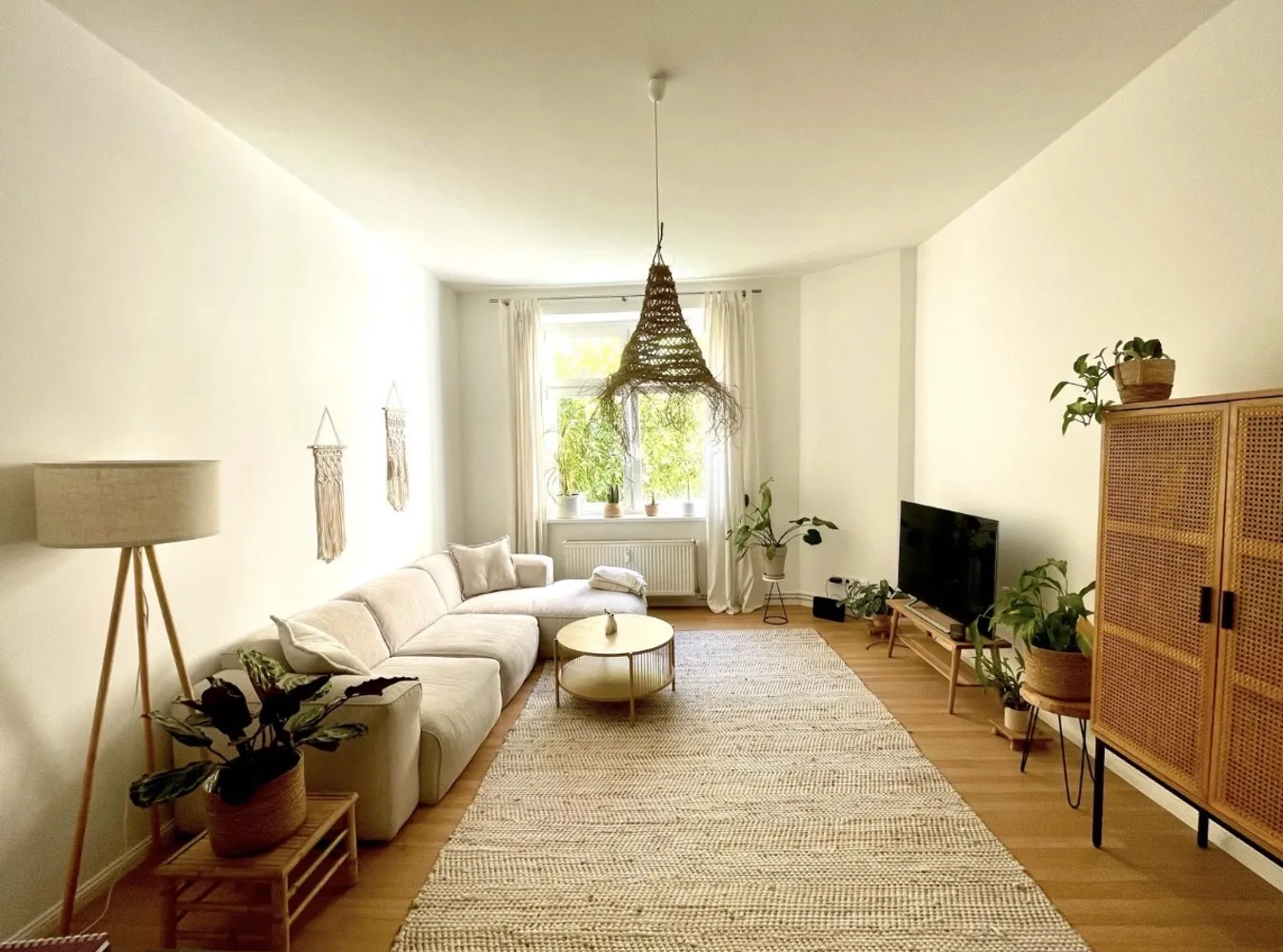2 Zimmer Wohnung mit 64 m² in Berlin – Bild 1