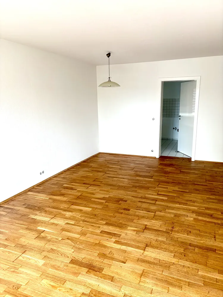 2 Zimmer Wohnung mit 78 m² in Karlsruhe – Bild 5