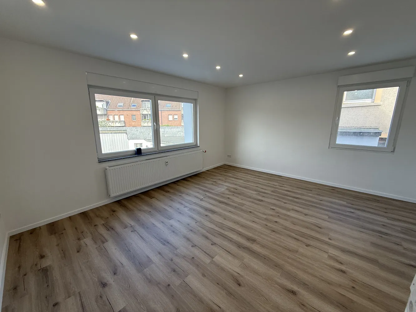 2 Zimmer Wohnung mit 60 m² in Oberhausen – Bild 2