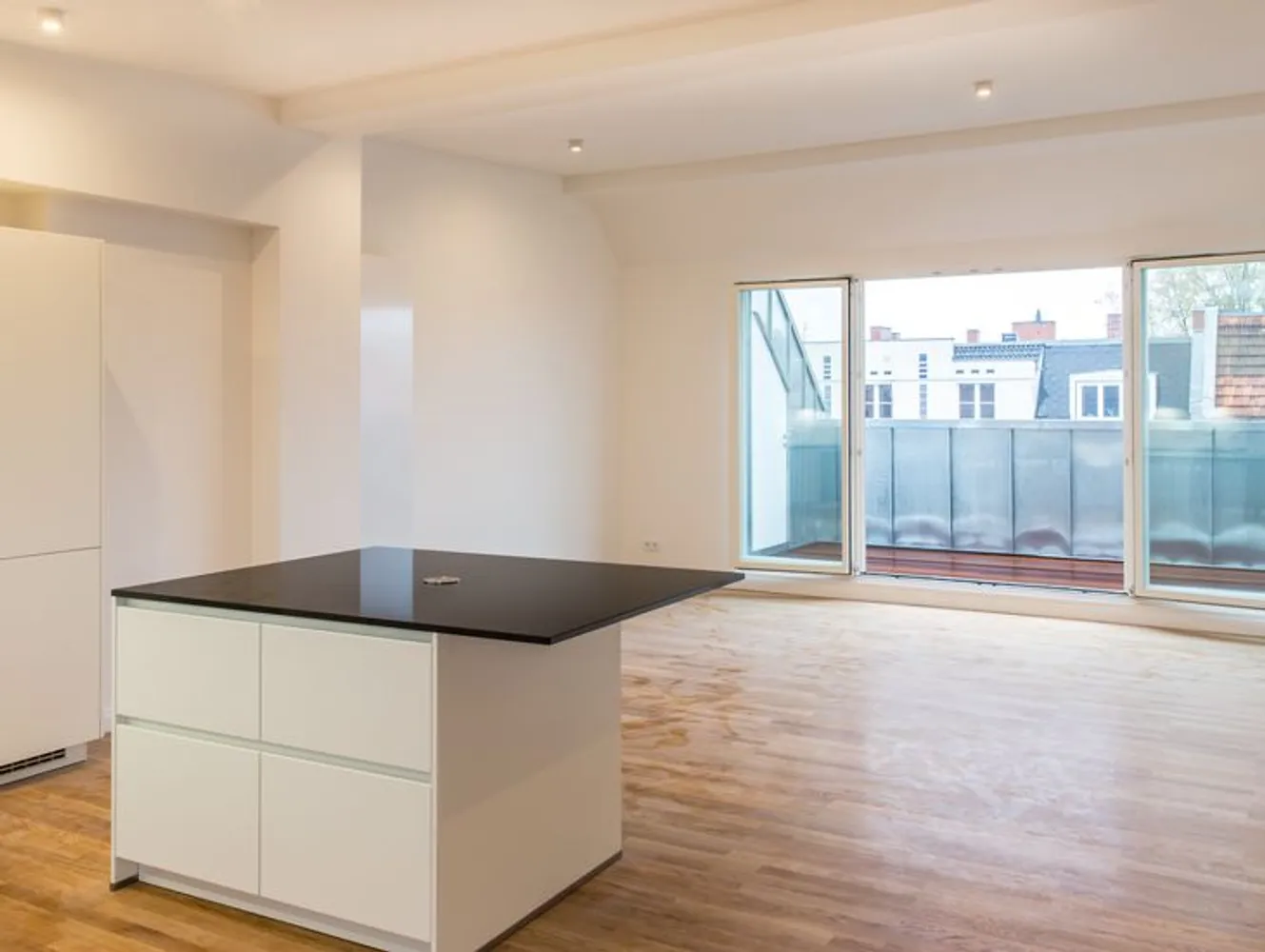 2 Zimmer Wohnung mit 84 m² in Berlin – Bild 5