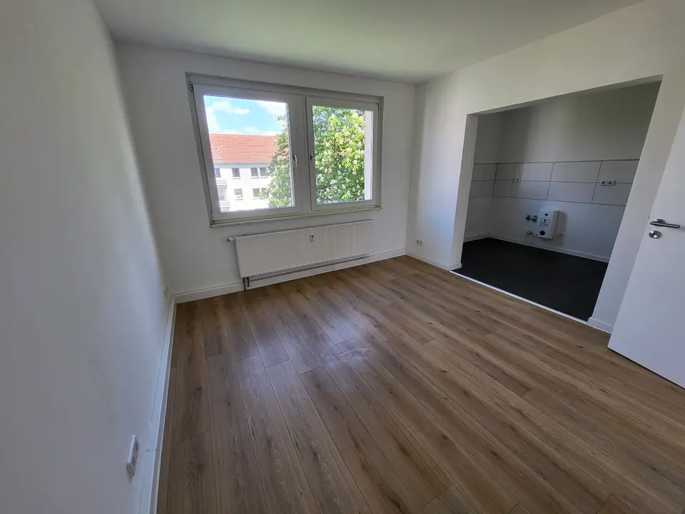 5 Zimmer Wohnung mit 105 m² in Bitterfeld-Wolfen – Bild 8