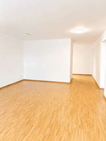 2 Zimmer Wohnung mit 73 m² in Saarbrücken – Bild 3