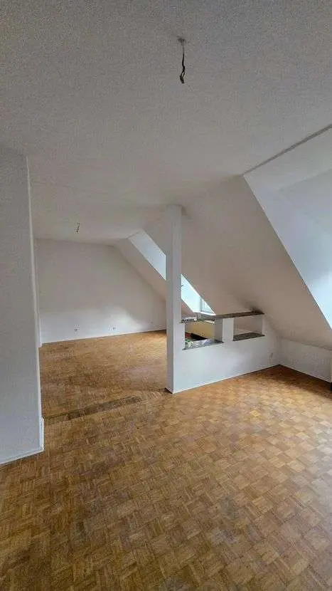 4 Zimmer Wohnung mit 102 m² in Wuppertal – Bild 2