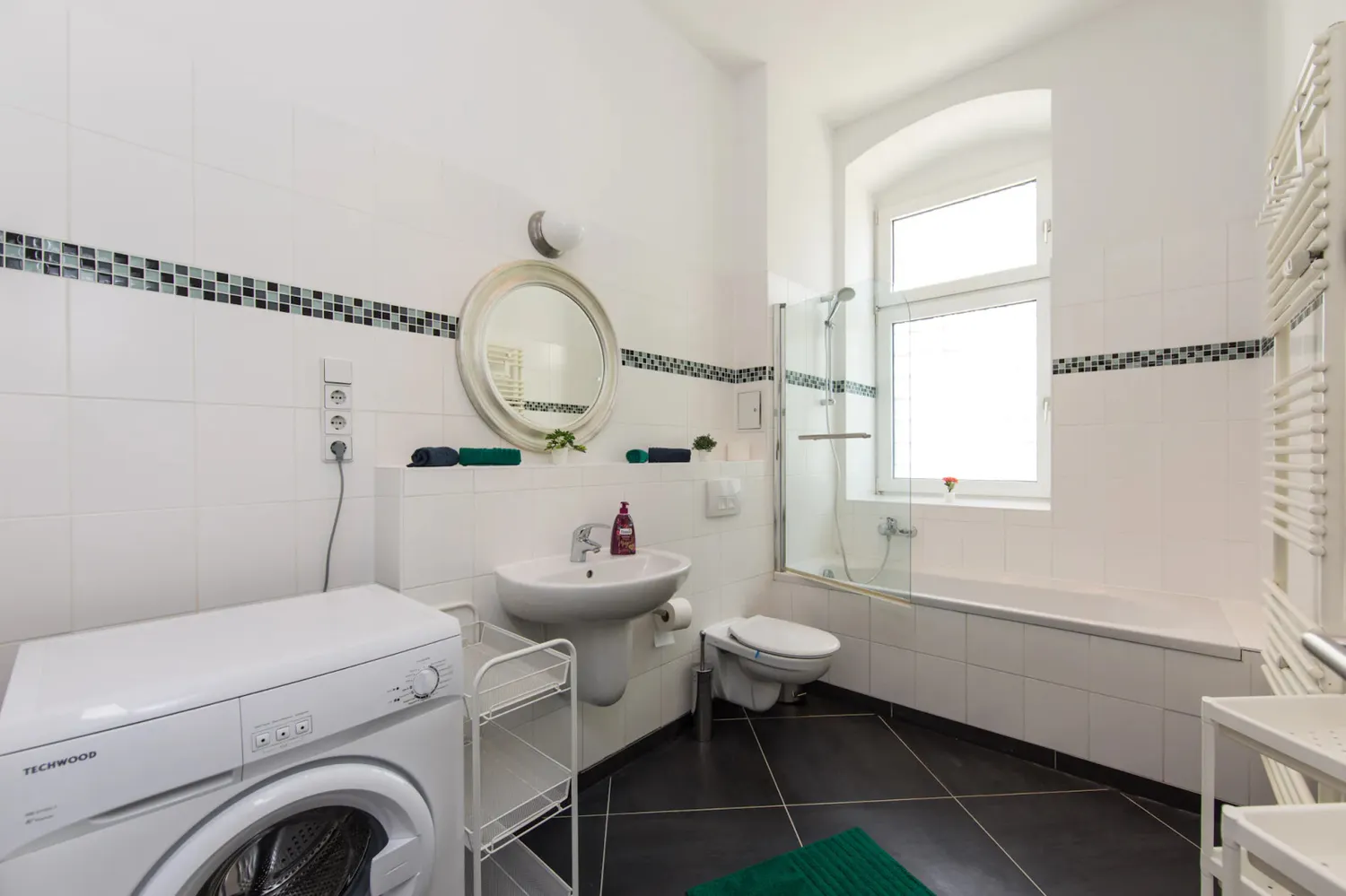 Shared room with 10 m² in Berlin – Photo 9