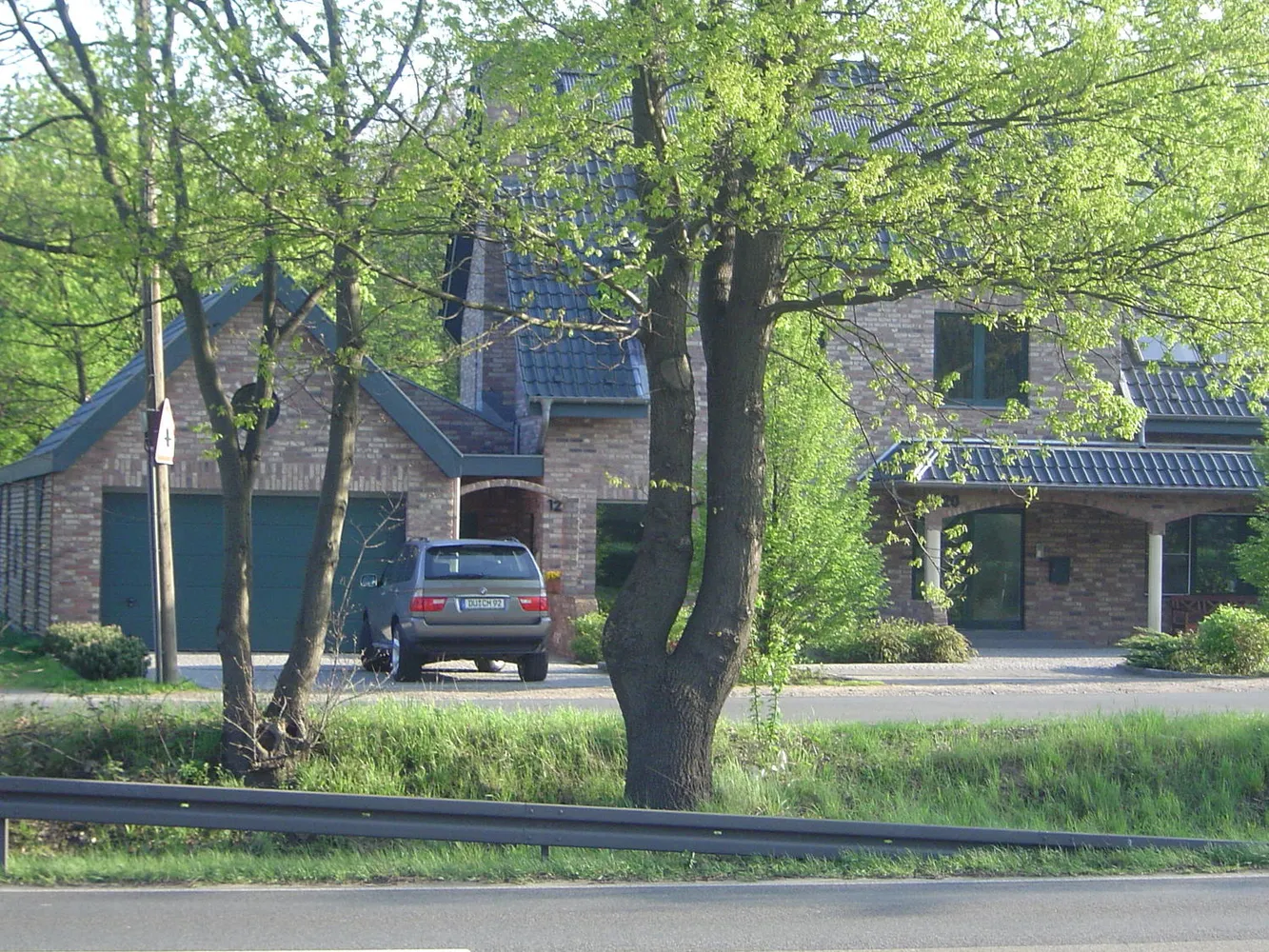 4 Zimmer Wohnung mit 190 m² in Duisburg – Bild 8