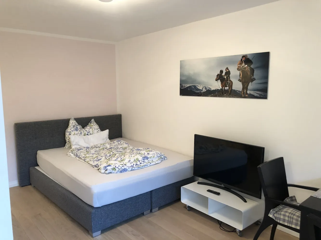1 room apartment with 38 m² in Munich – Photo 6
