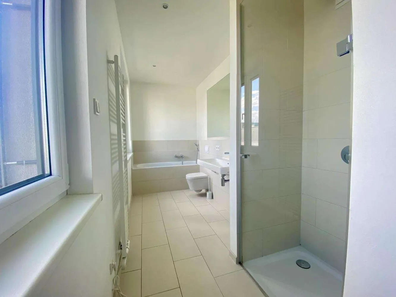 4 Zimmer Wohnung mit 116 m² in Berlin – Bild 3