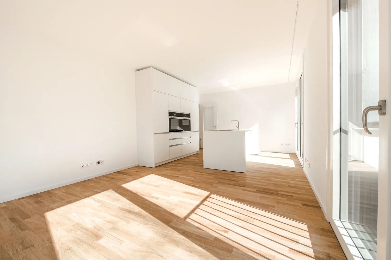 4 Zimmer Wohnung mit 93 m² in München – Bild 1
