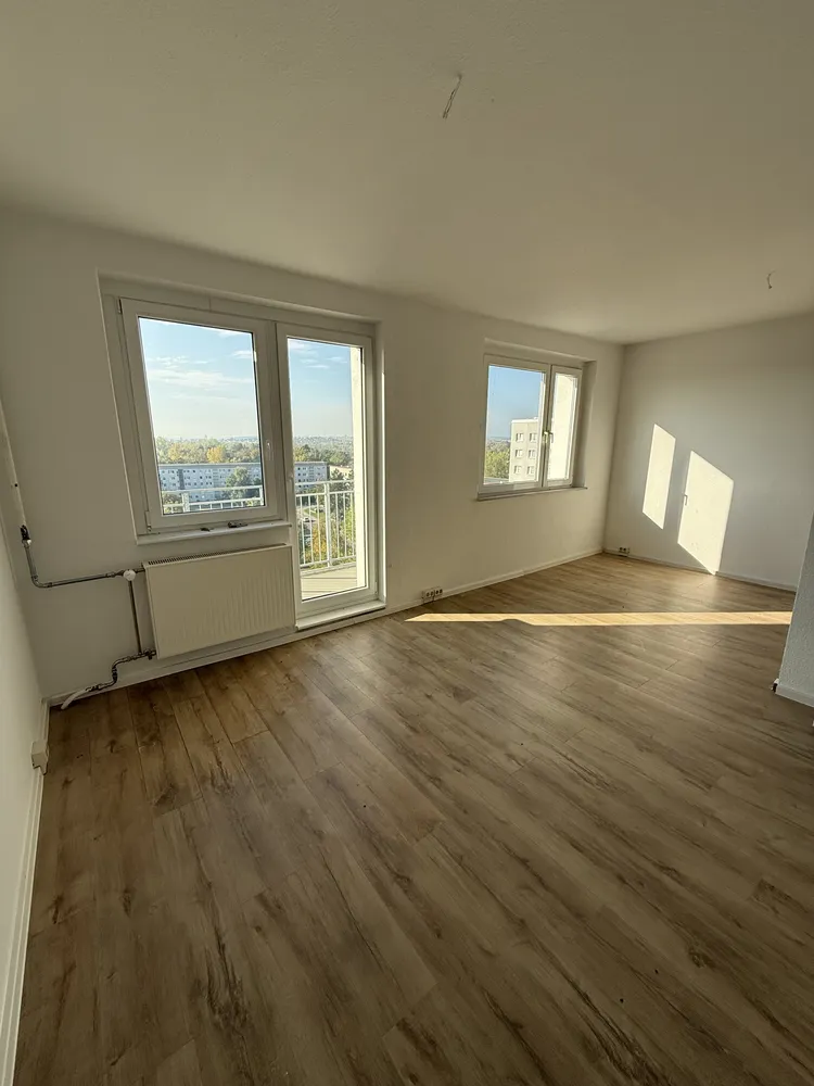7 Zimmer Wohnung mit 123 m² in Halle (Saale) – Bild 1