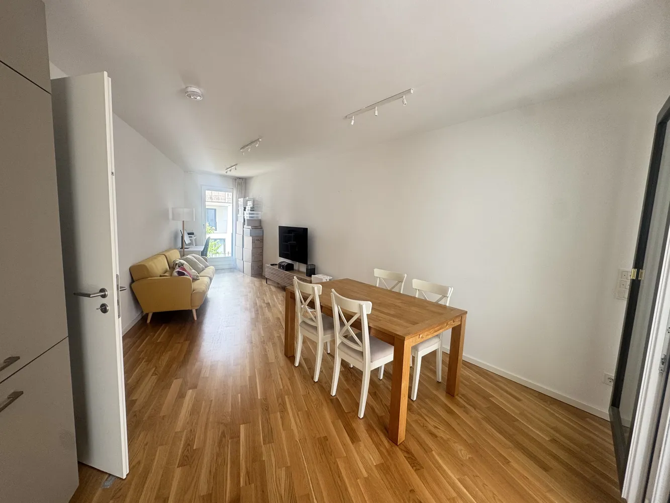 2 Zimmer Wohnung mit 60 m² in München – Bild 4