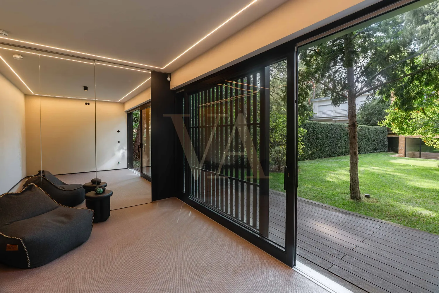 8 Zimmer Haus mit 366 m² in Berlin – Bild 7