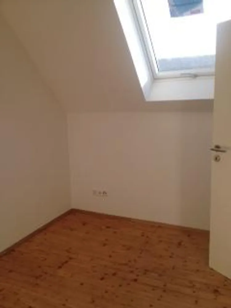 3 Zimmer Haus mit 91 m² in Köln – Bild 3