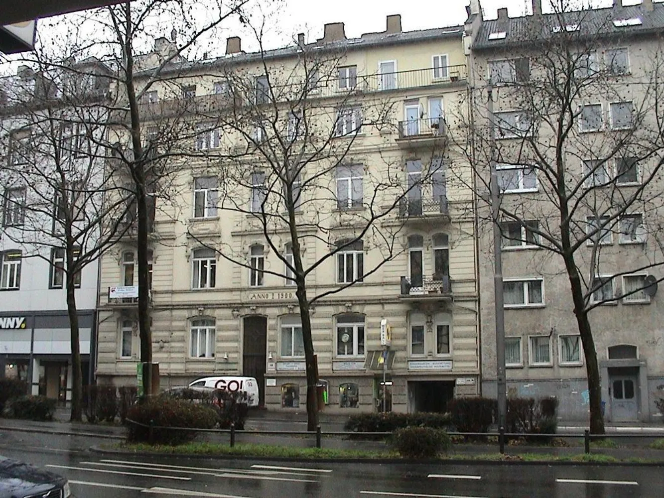 3 Zimmer Wohnung mit 82 m² in Wiesbaden – Bild 2