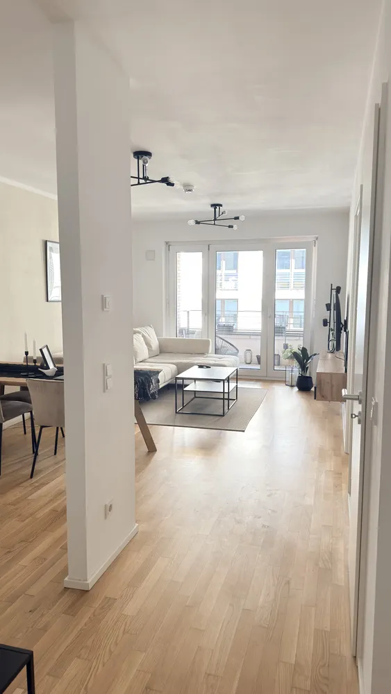 2 room apartment with 62 m² in Frankfurt am Main – Photo 2