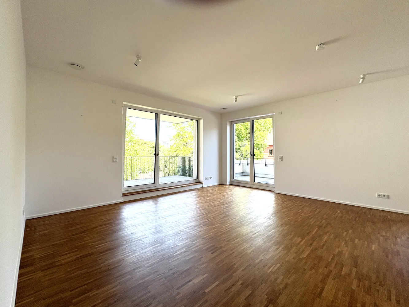 2 Zimmer Wohnung mit 76 m² in Frankfurt am Main – Bild 1