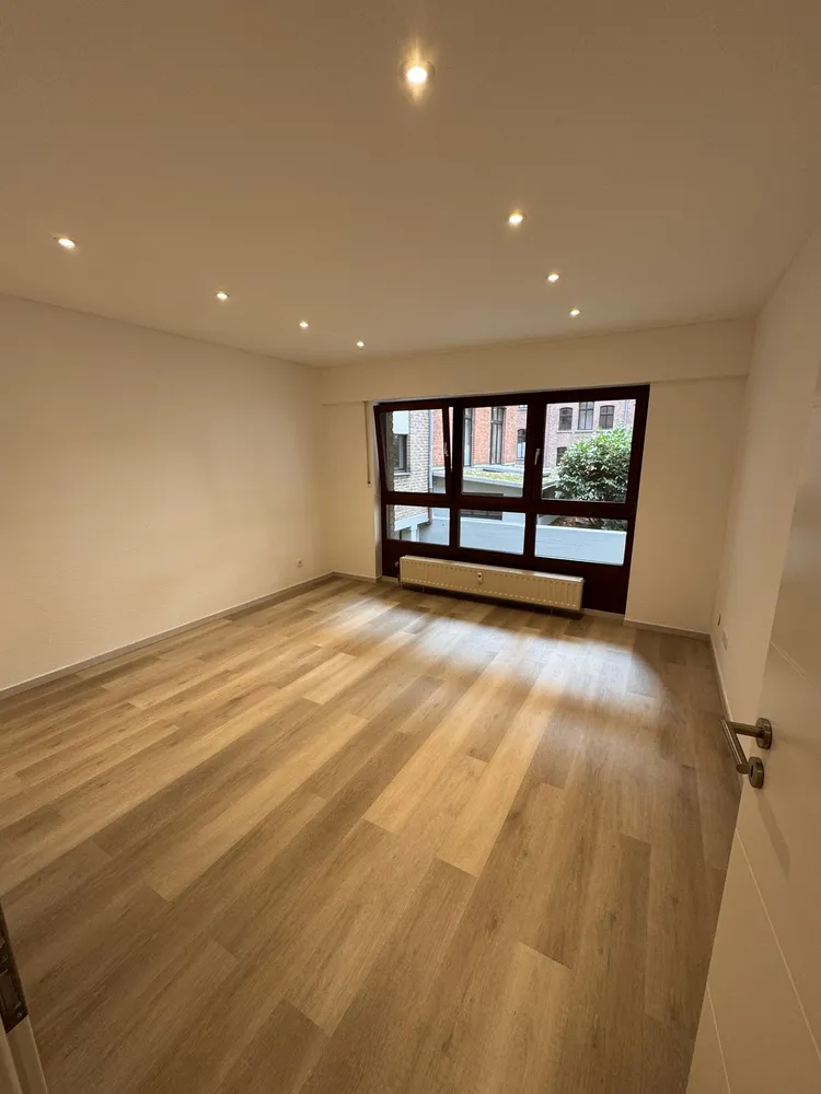 1 Zimmer Wohnung mit 25 m² in Köln – Bild 2