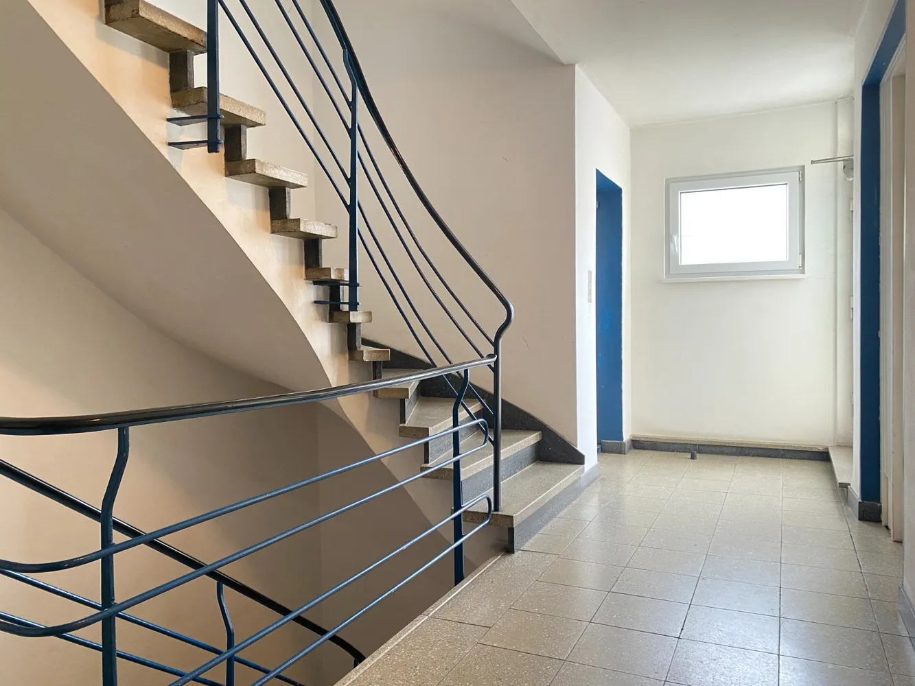 2 Zimmer Wohnung mit 59 m² in Ludwigshafen am Rhein – Bild 4
