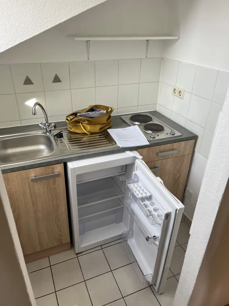 1 Zimmer Wohnung mit 30 m² in Karlsruhe – Bild 2
