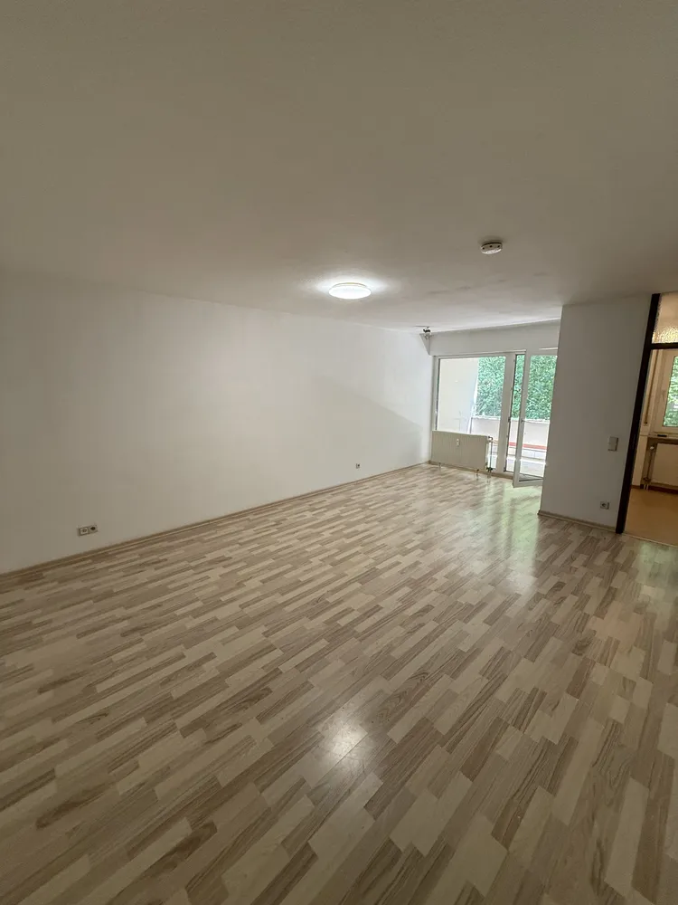 2 Zimmer Wohnung mit 57 m² in Saarbrücken – Bild 2