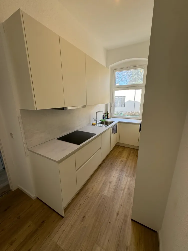 2 Zimmer Wohnung mit 84 m² in Berlin – Bild 5