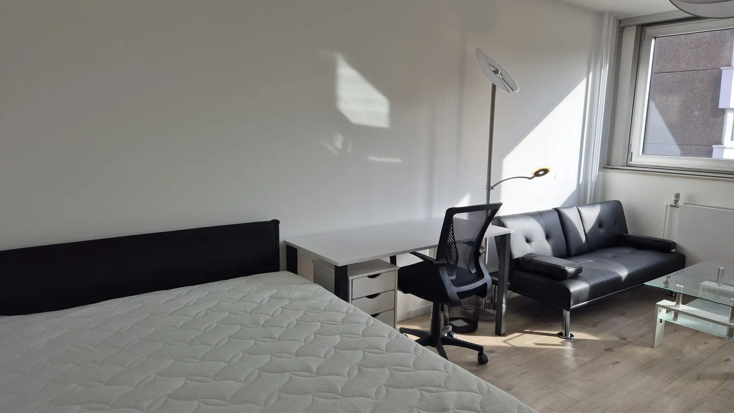 1 Zimmer Wohnung mit 27 m² in Köln – Bild 7