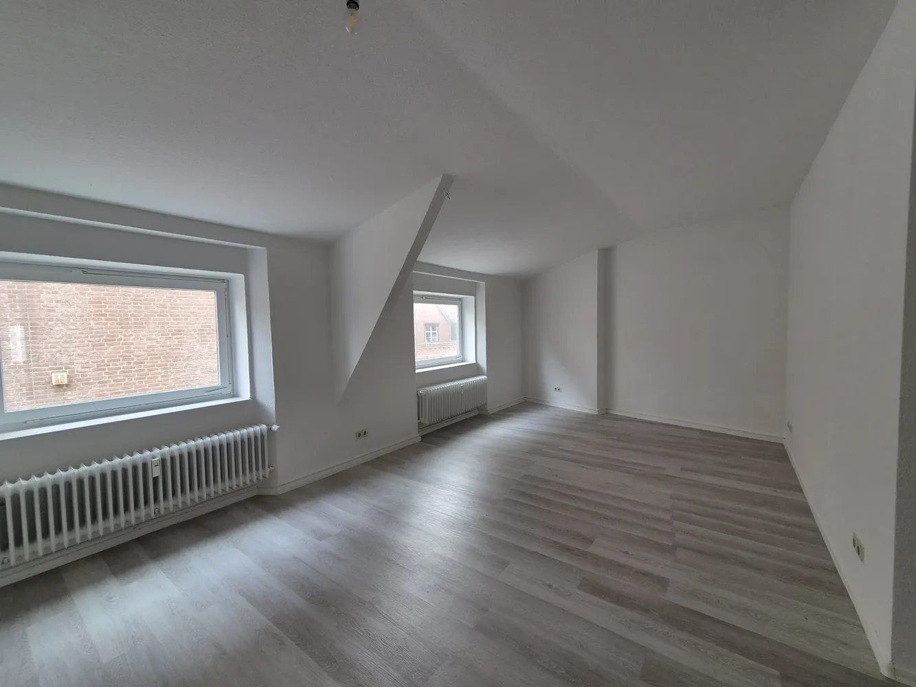 3 Zimmer Wohnung mit 120 m² in Rendsburg – Bild 2