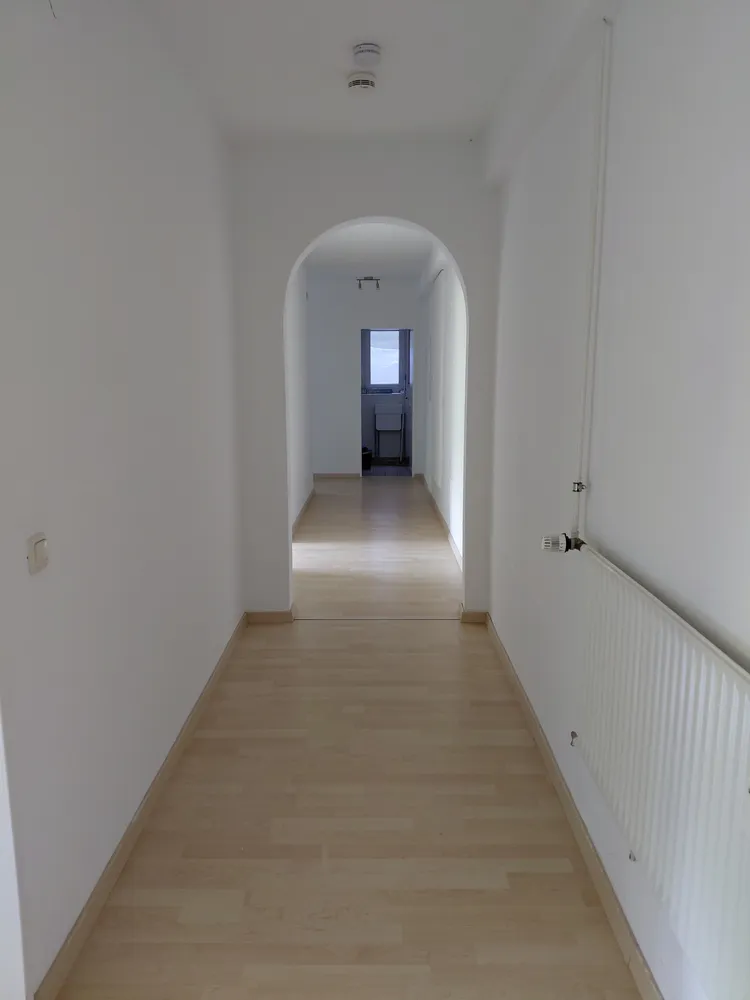 2 Zimmer Wohnung mit 66 m² in Wiesbaden – Bild 2