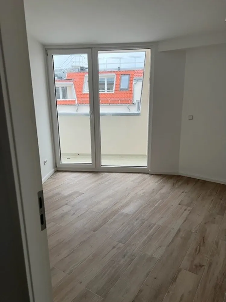 5 room apartment with 104 m² in Berlin – Photo 10