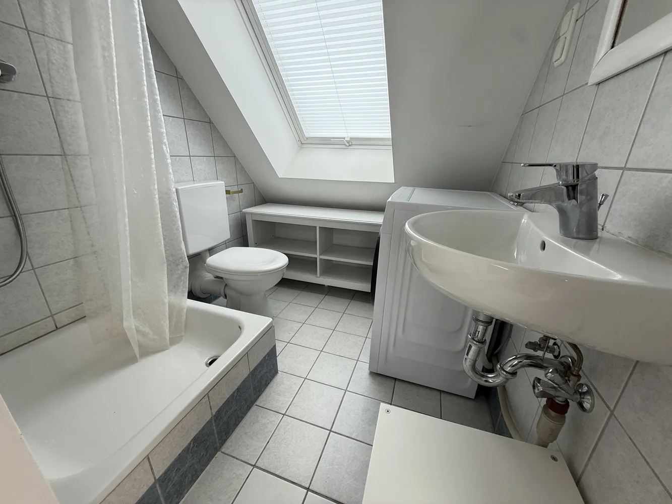 1 Zimmer Wohnung mit 30 m² in Köln – Bild 6