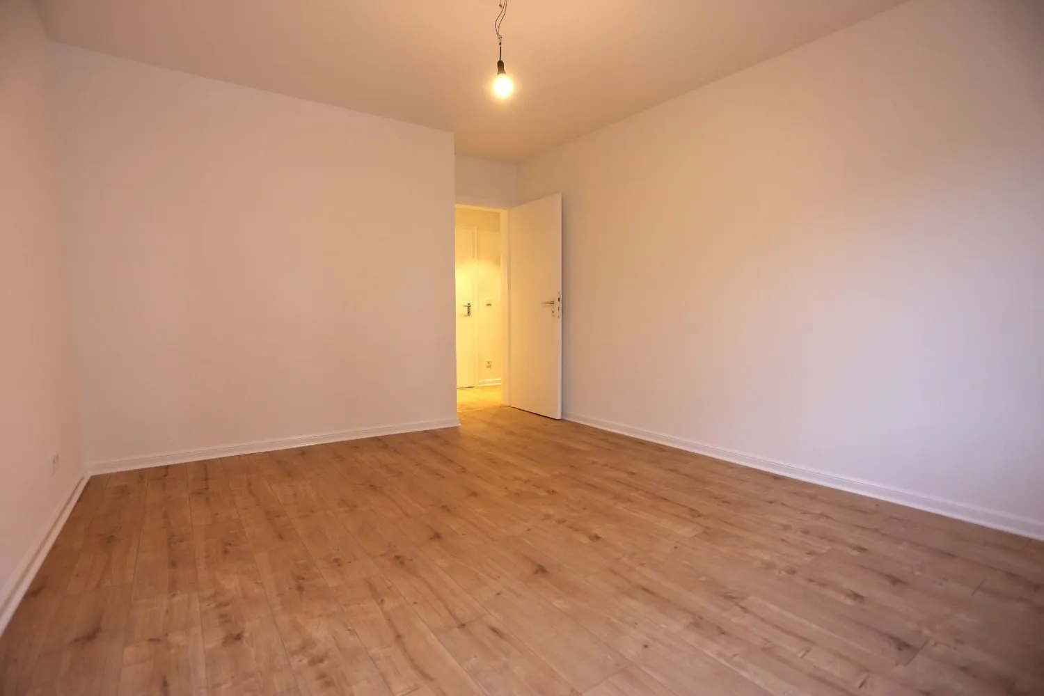 2 room apartment with 58 m² in Düsseldorf – Photo 5
