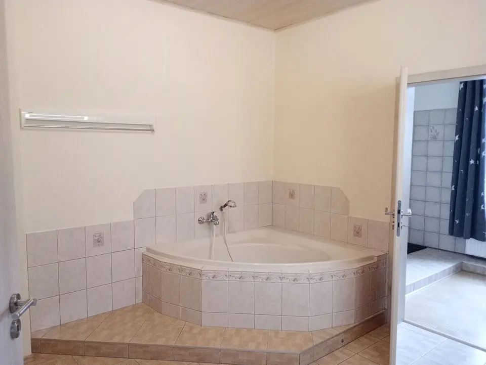 3 Zimmer Wohnung mit 90 m² in Hof – Bild 6