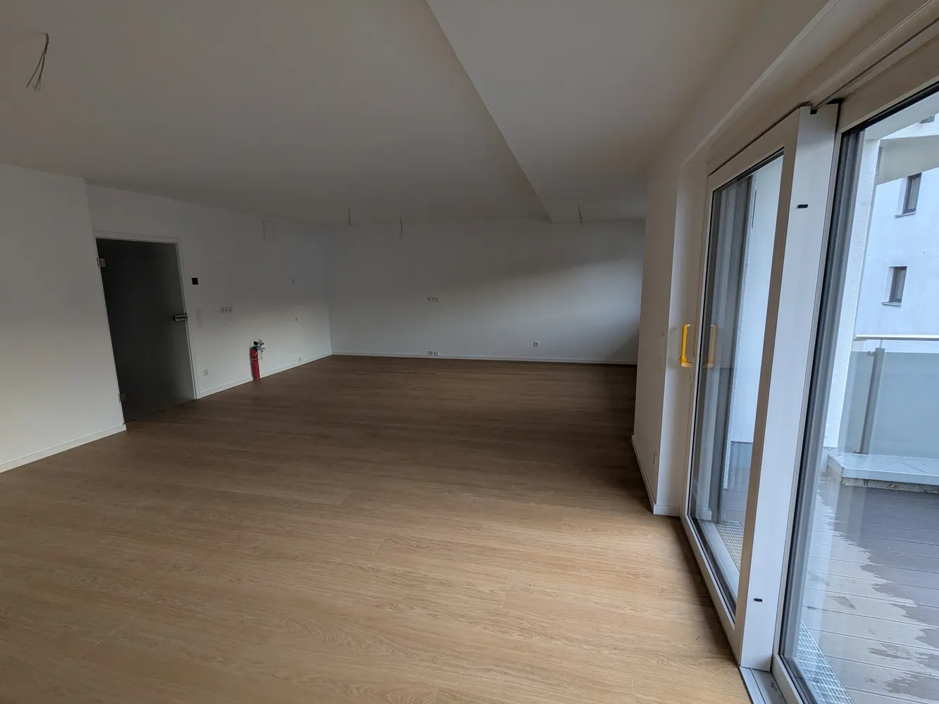 3 Zimmer Wohnung mit 100 m² in Leverkusen – Bild 2