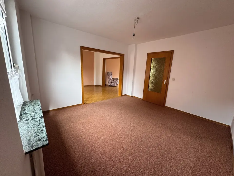 7 Zimmer Wohnung mit 132 m² in Duisburg – Bild 4