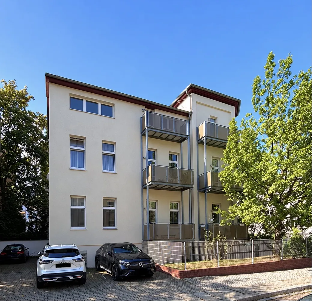 2 Zimmer Wohnung mit 72 m² in Halle (Saale) – Bild 1