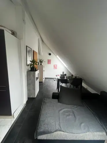 3 Zimmer Wohnung mit 46 m² in Stuttgart – Bild 4